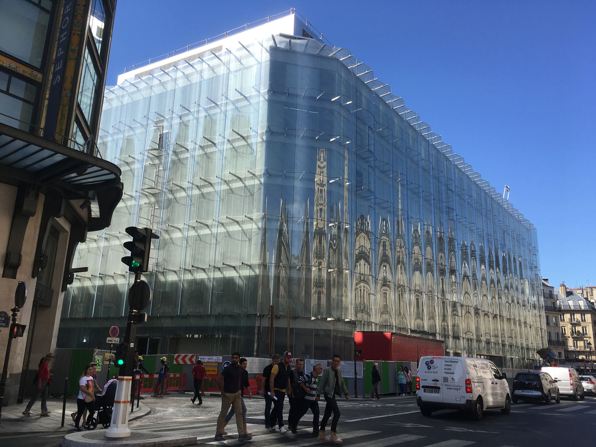 Rue de Rivoli, la nouvelle façade de la Samaritaine